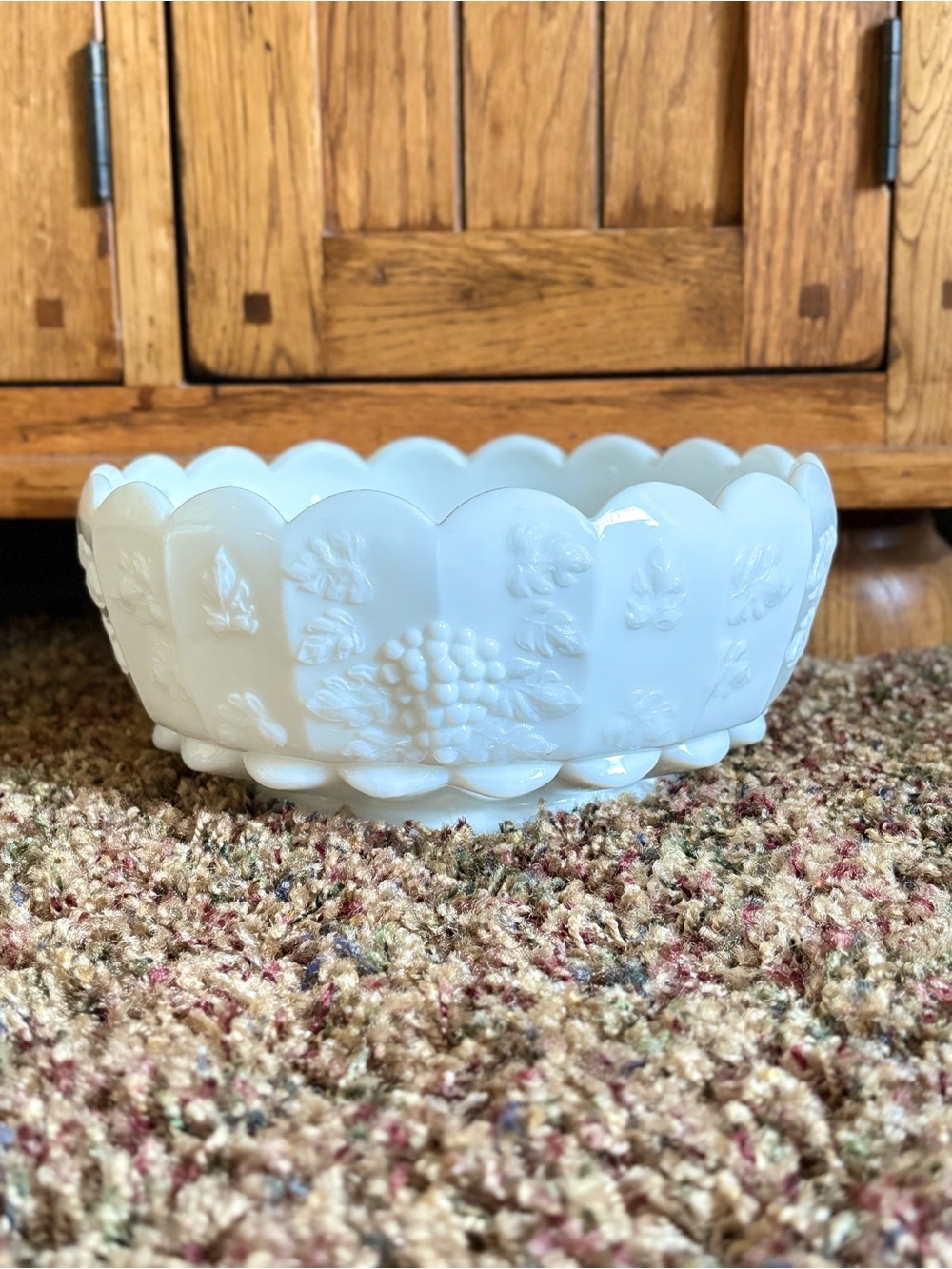 Vintage Westmoreland White Milk Glass Bowl Paneled Grape Cupped Scalloped 8”